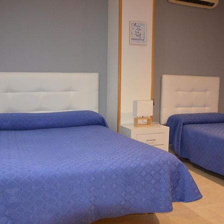 Hostal Mont Royal Alicante Zewnętrze zdjęcie