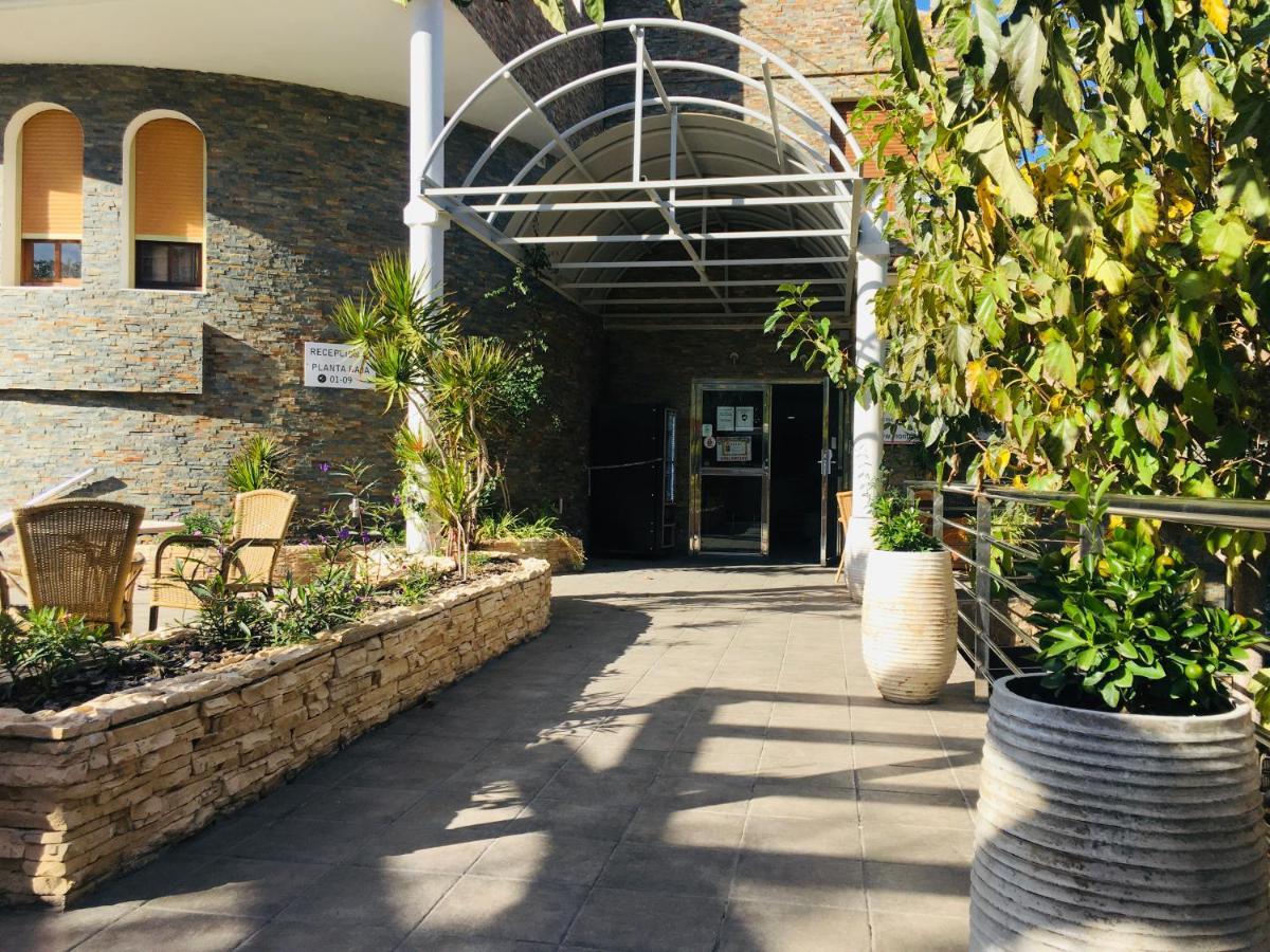 Hostal Mont Royal Alicante Zewnętrze zdjęcie