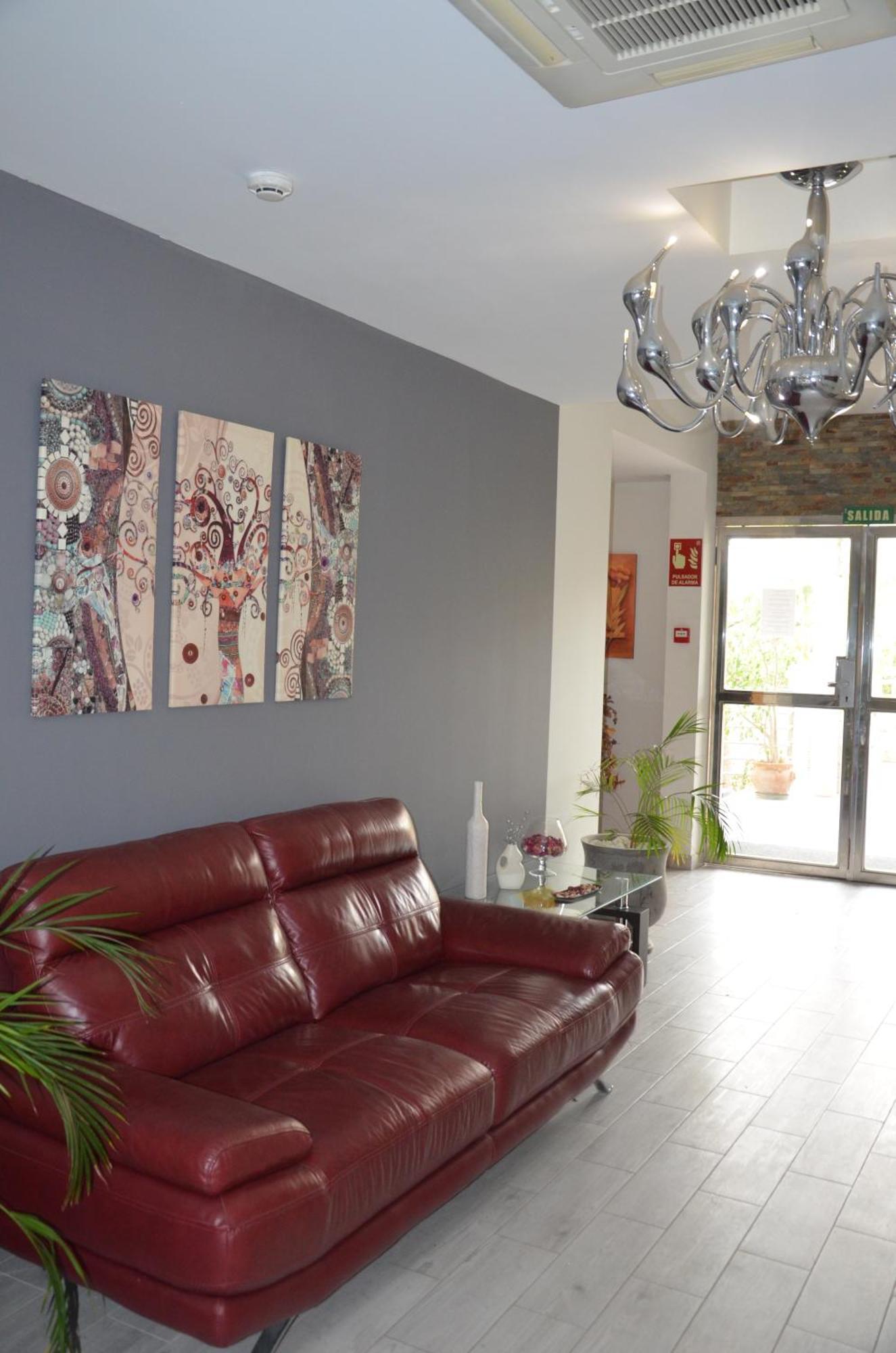 Hostal Mont Royal Alicante Zewnętrze zdjęcie
