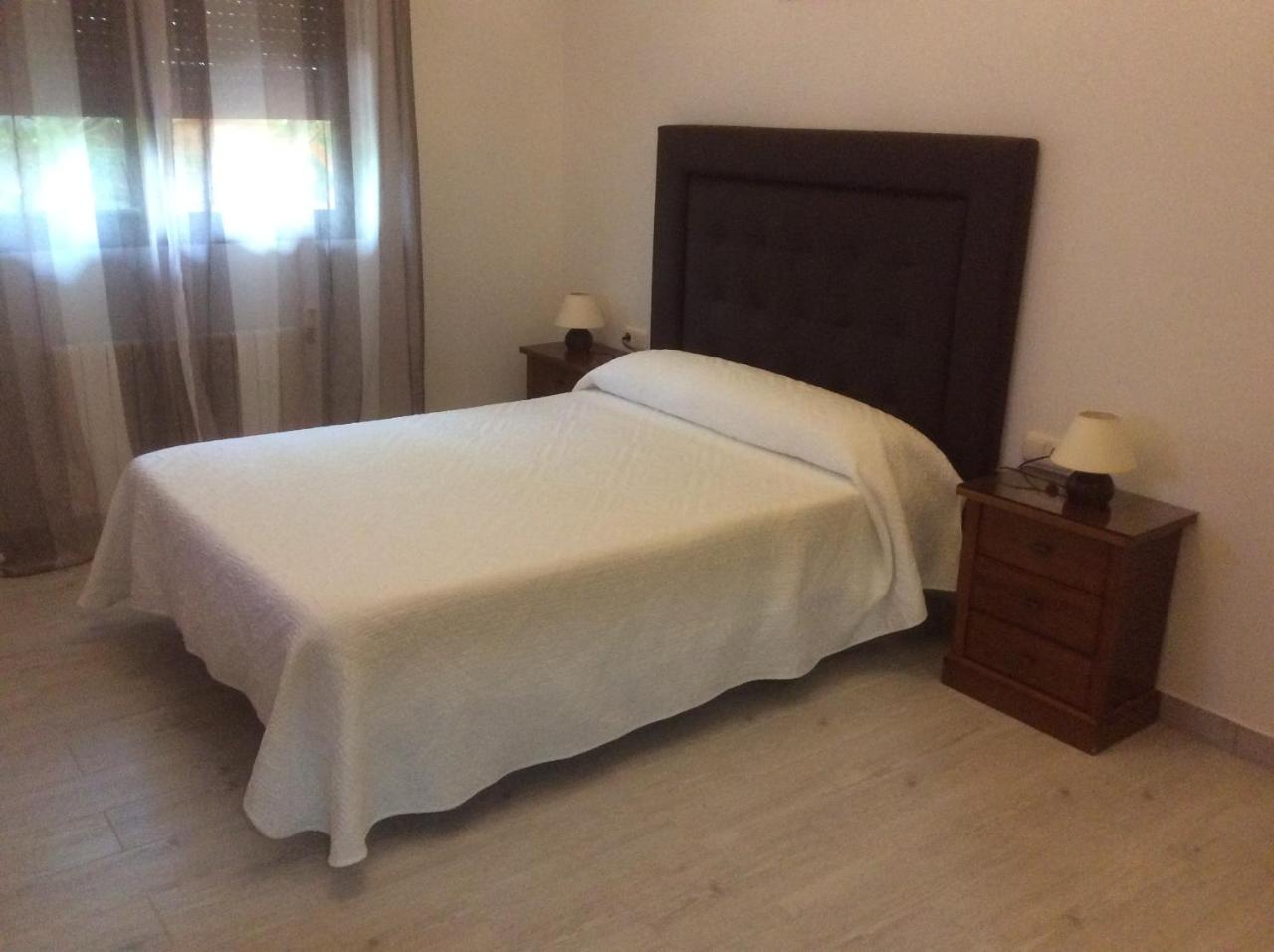 Hostal Mont Royal Alicante Zewnętrze zdjęcie