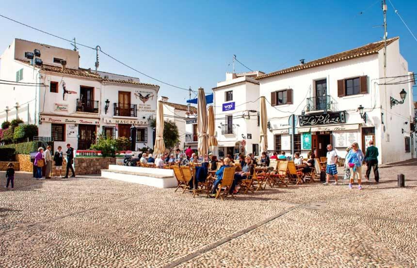 Hostal Mont Royal Alicante Zewnętrze zdjęcie